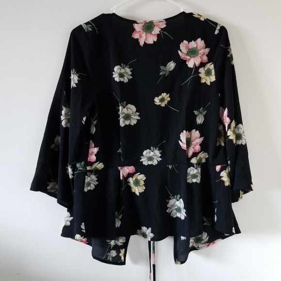 NWOT y2k wrap summer minimal boho ruffle blouse - Picture 6 of 8